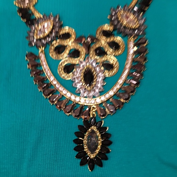 eye candy Jewelry Eye Candy Los Angeles Crystal Statement Necklace